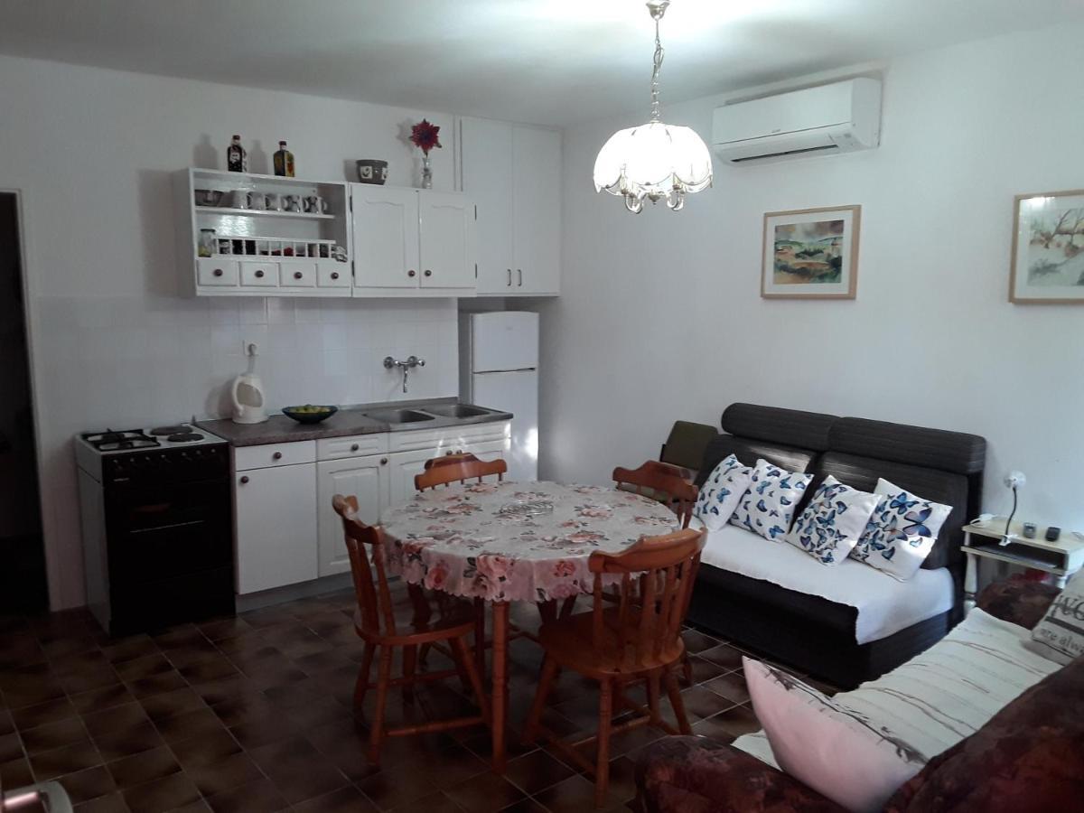 Apartments Doris Завалатица Экстерьер фото
